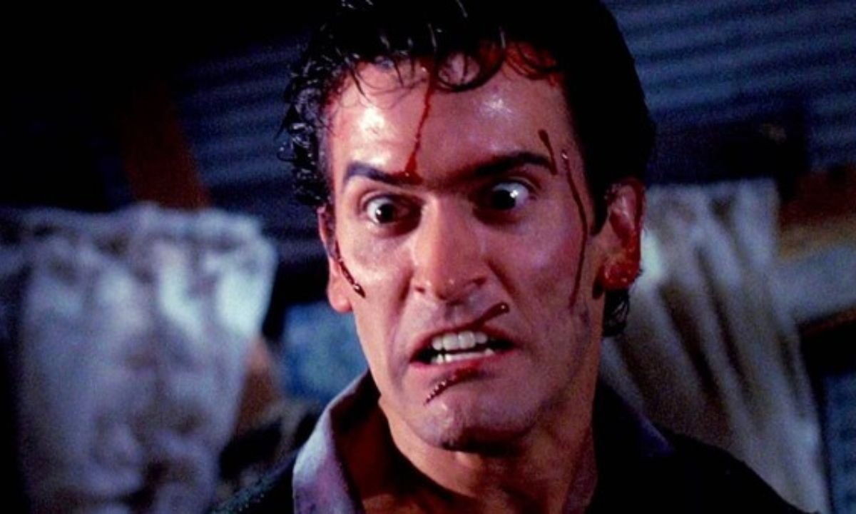 Bruce Campbell em A Morte do Demônio